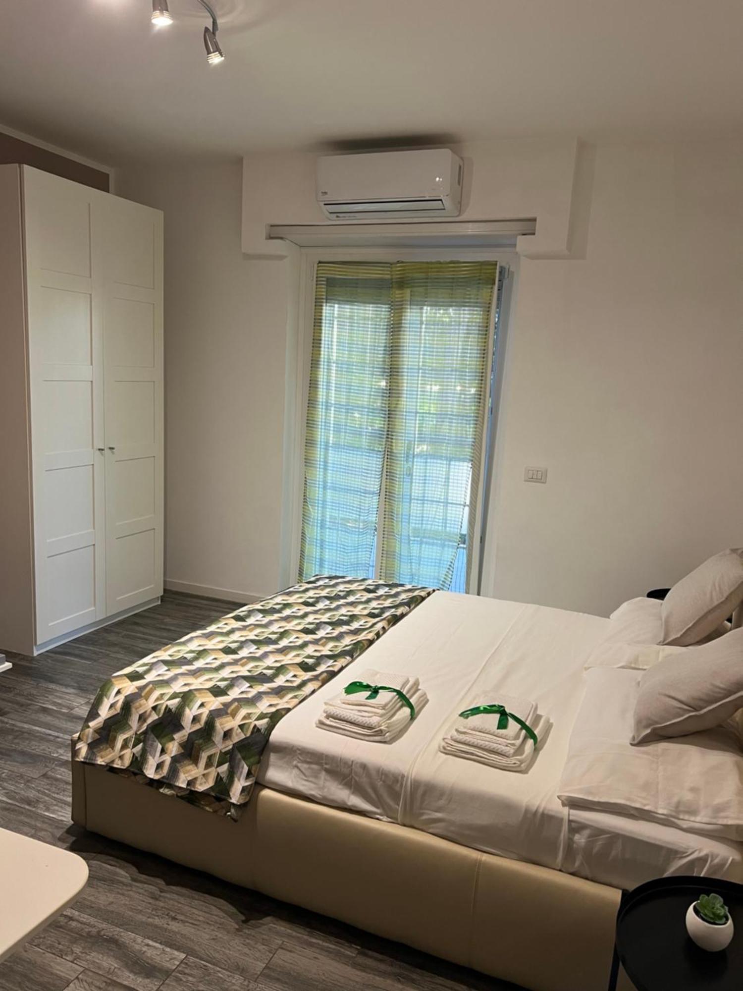 Appartamento Zona Torrino Рим Экстерьер фото