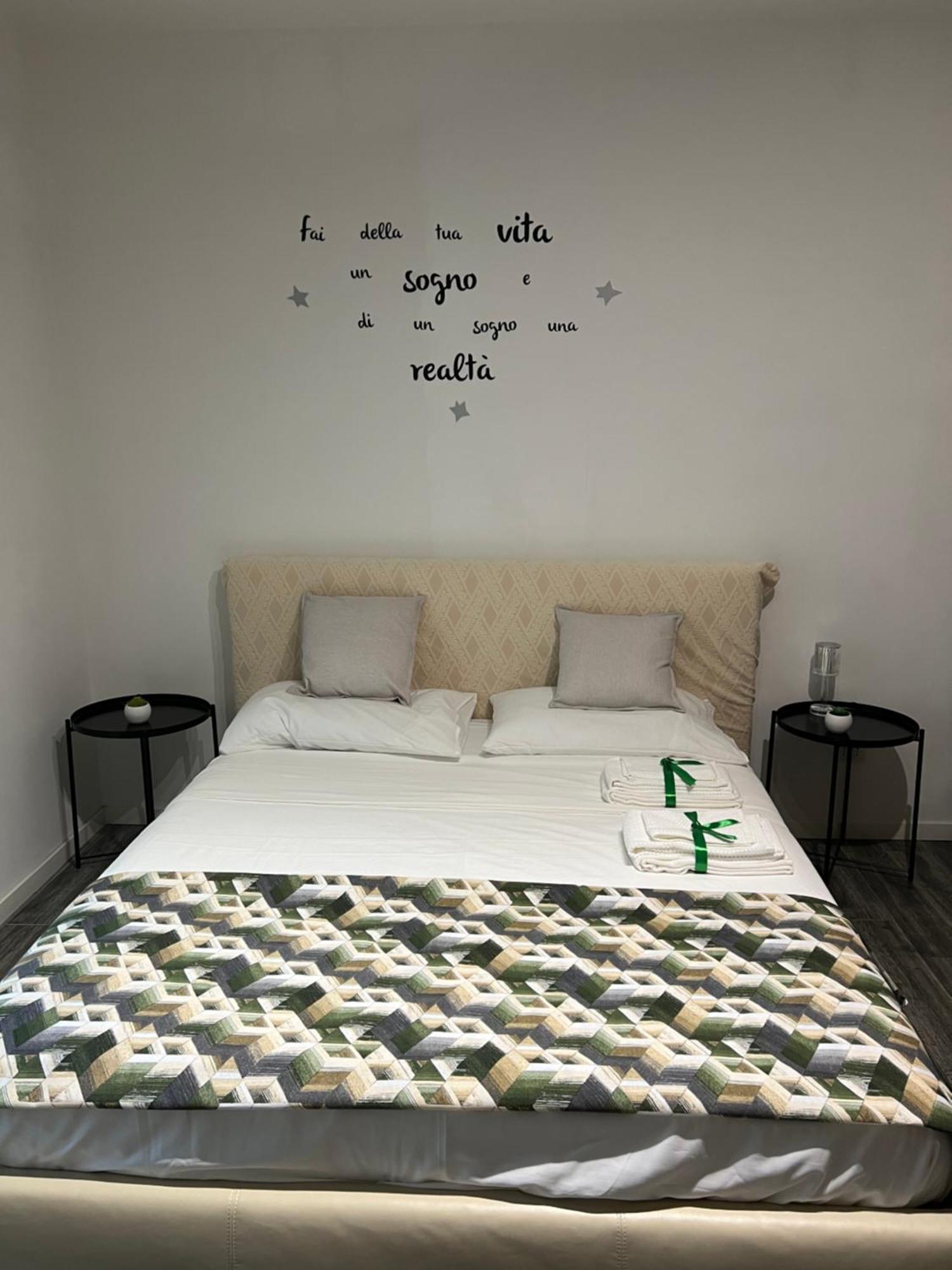Appartamento Zona Torrino Рим Экстерьер фото
