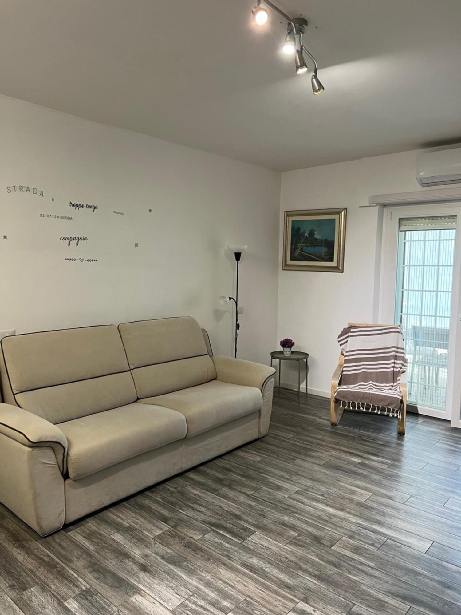 Appartamento Zona Torrino Рим Экстерьер фото